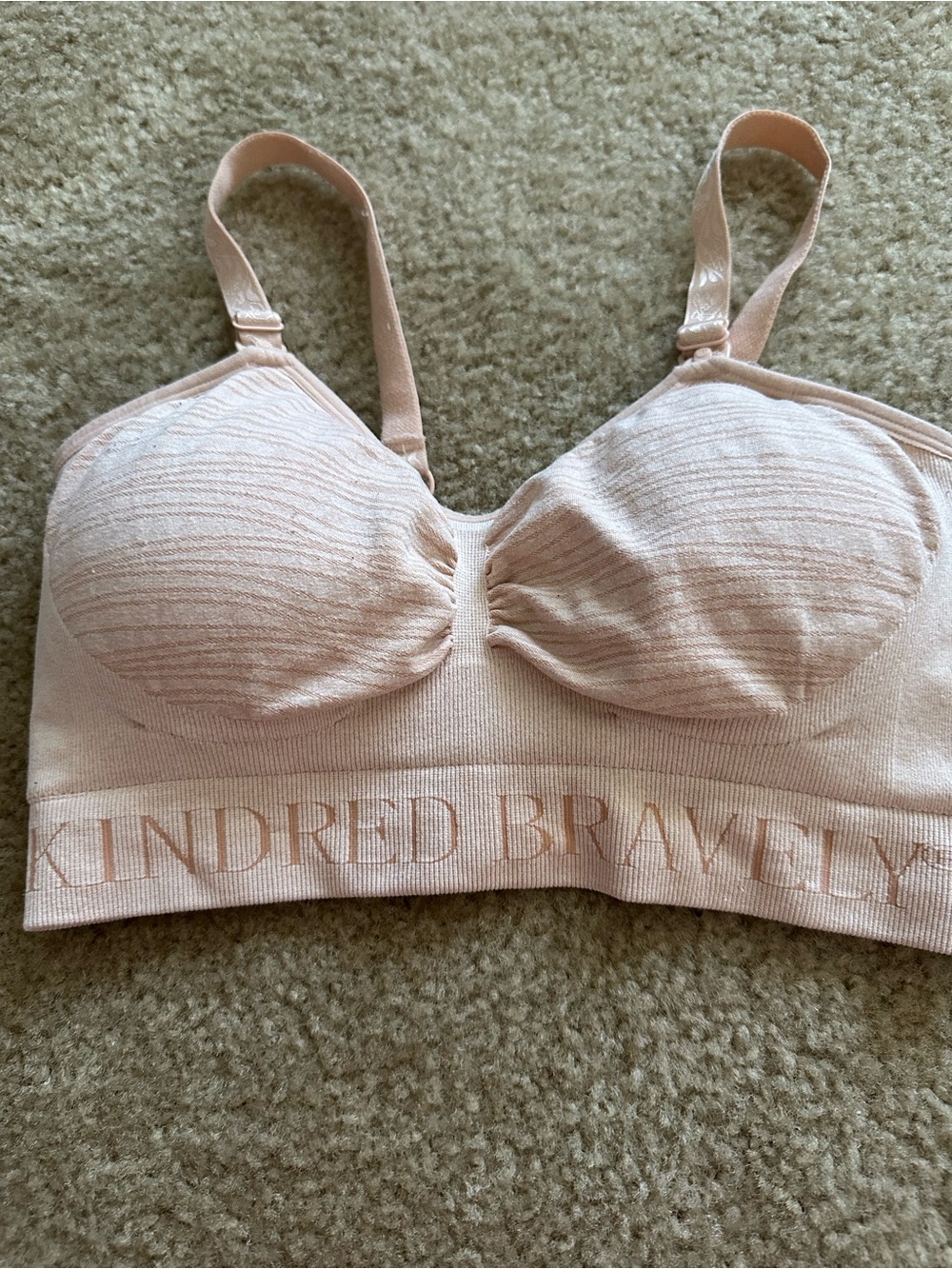 Kindred Bravely Seamless Nursing Bra – Size Small – Good Condition